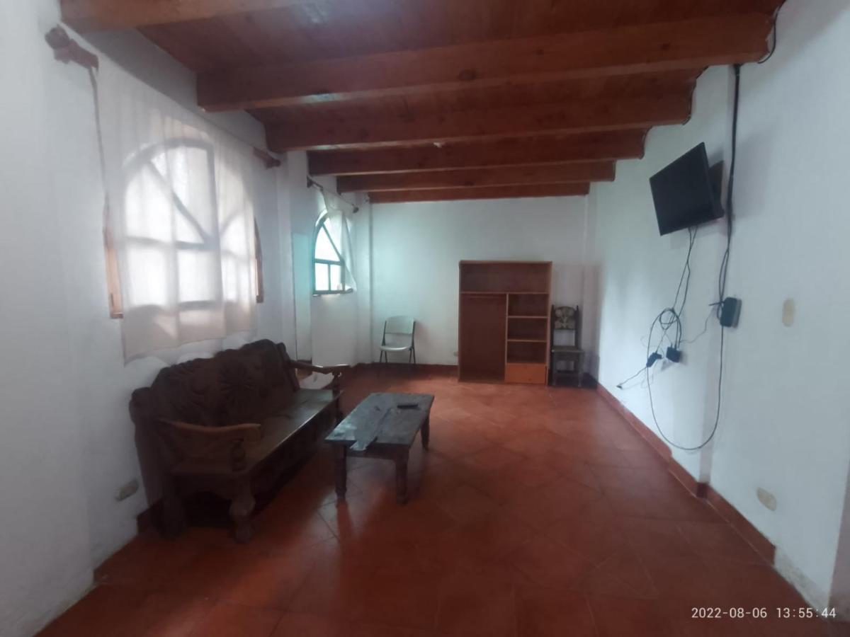 Hostal Dulces Suenos Panajachel Esterno foto