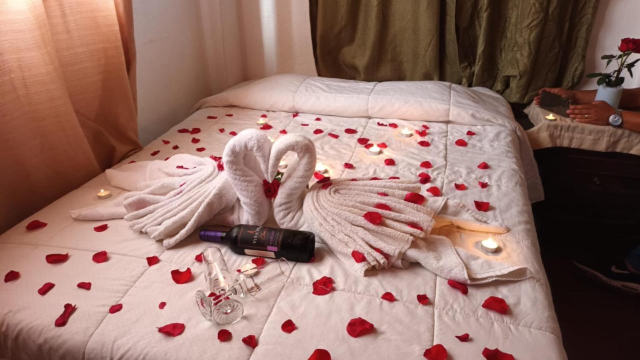 Hostal Dulces Suenos Panajachel Esterno foto