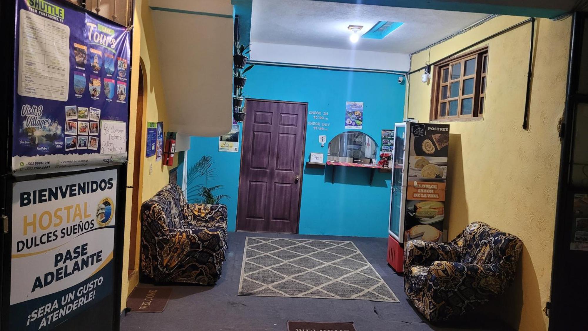 Hostal Dulces Suenos Panajachel Esterno foto