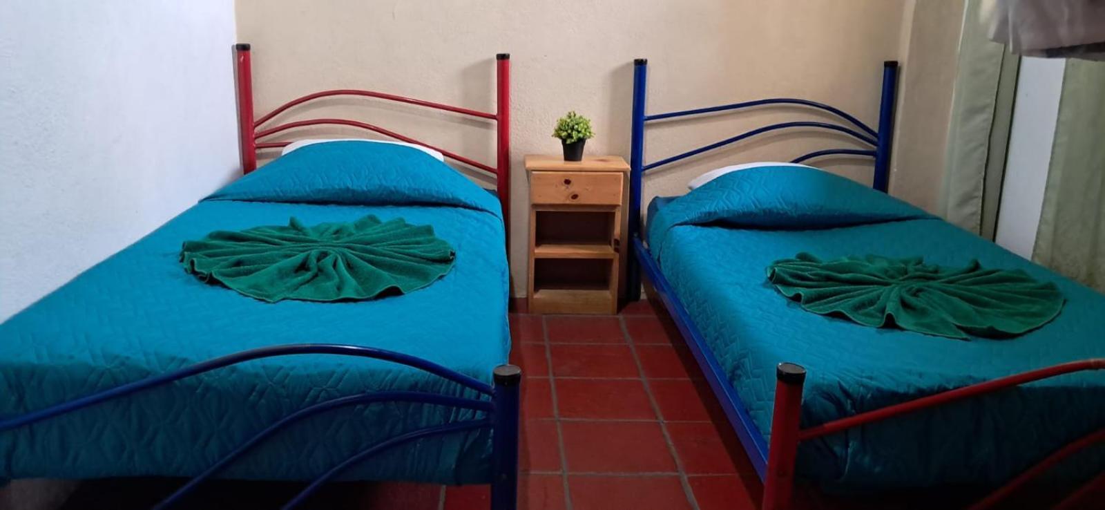 Hostal Dulces Suenos Panajachel Esterno foto