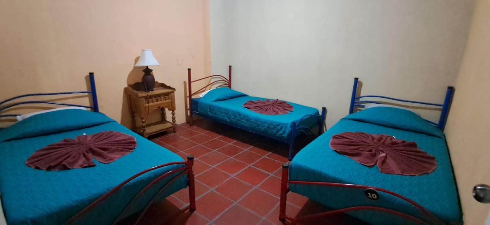 Hostal Dulces Suenos Panajachel Esterno foto