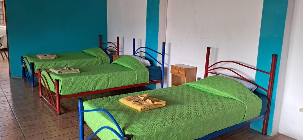 Hostal Dulces Suenos Panajachel Esterno foto