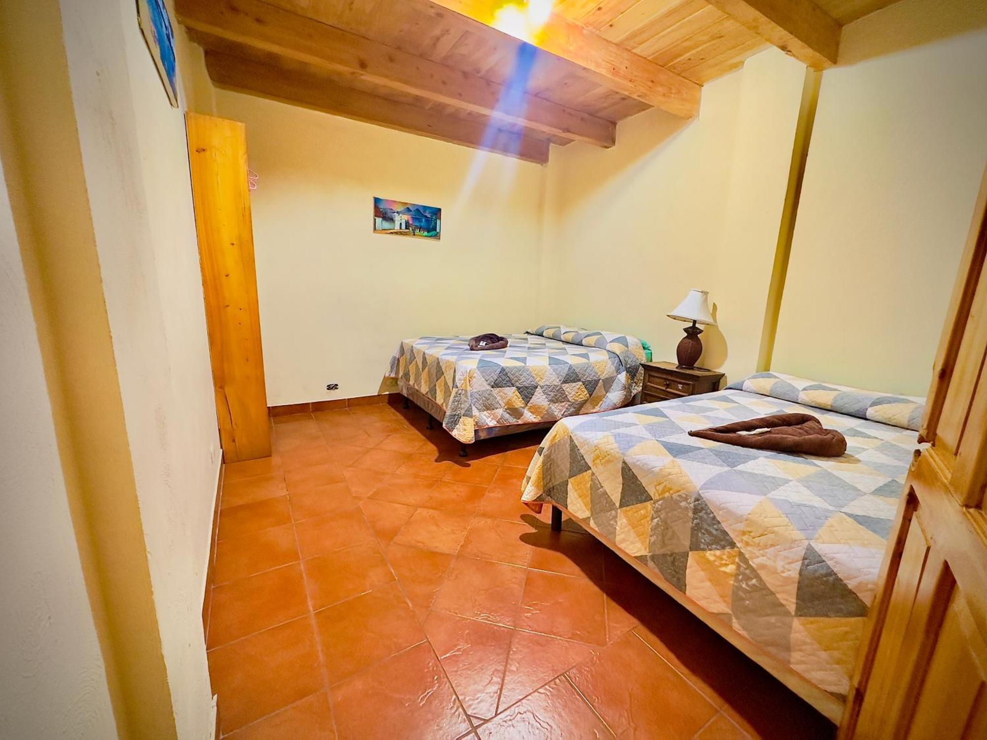 Hostal Dulces Suenos Panajachel Esterno foto