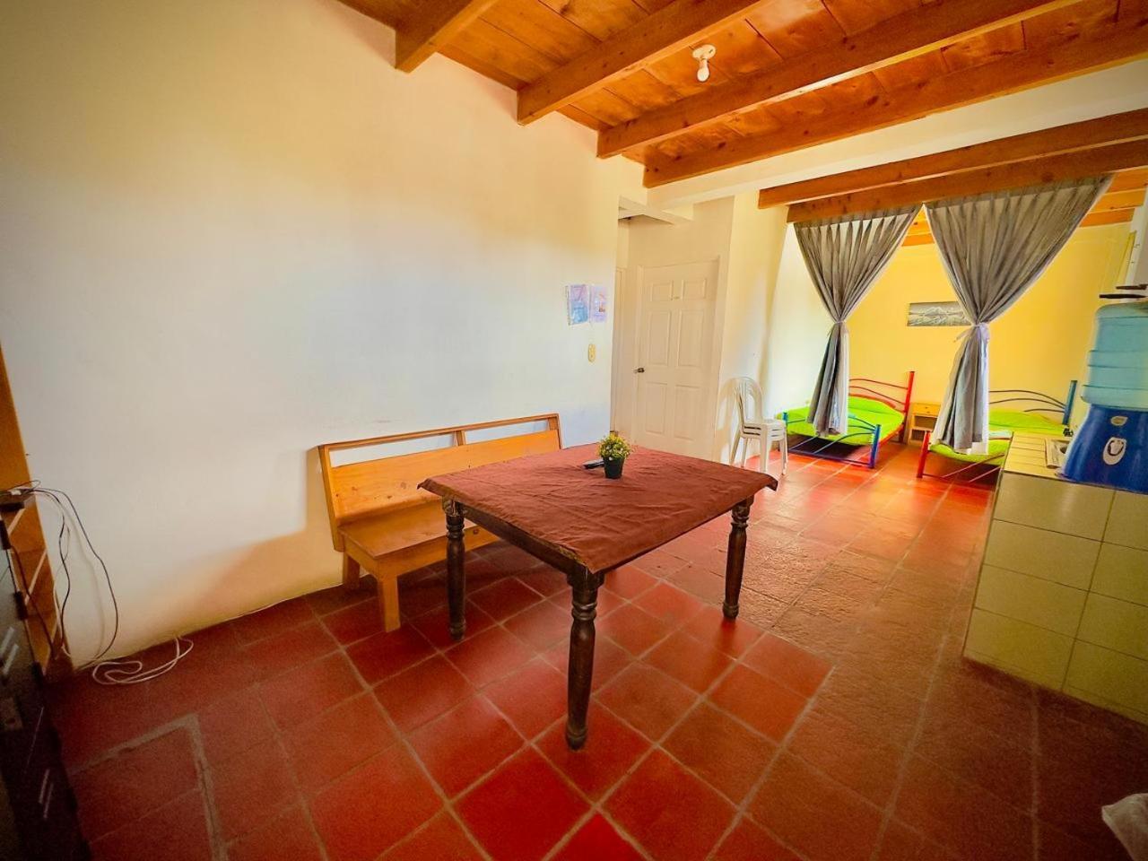 Hostal Dulces Suenos Panajachel Esterno foto